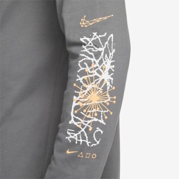 Nike Dri-FIT Wild Clash Men’s Size Medium Graphic Grey Long sleeve T-shirt NWT - Picture 4 of 11